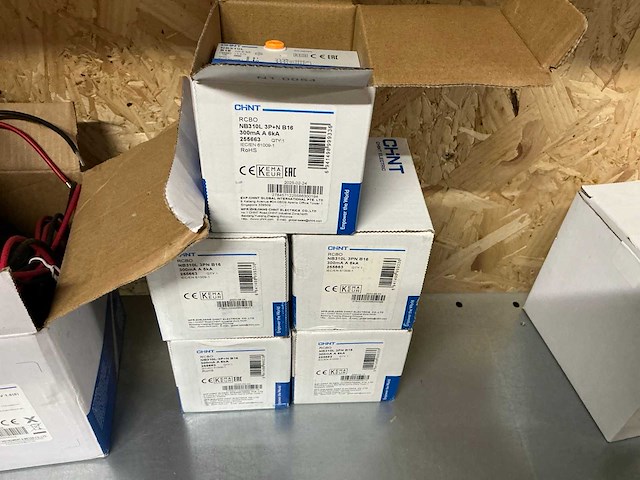 China, huawei, sep energiemeters, verdeelblokken en aardlekautomaten (16x) - afbeelding 2 van  11