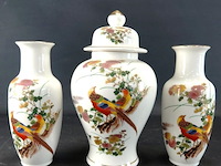 Chinees porseleinen kaststel - afbeelding 1 van  5