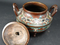 Chinese cloisonné wierookbrander, vermoedelijk uit de ming- of qing-dynastie. - afbeelding 4 van  5