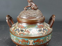 Chinese cloisonné wierookbrander, vermoedelijk uit de ming- of qing-dynastie. - afbeelding 1 van  5