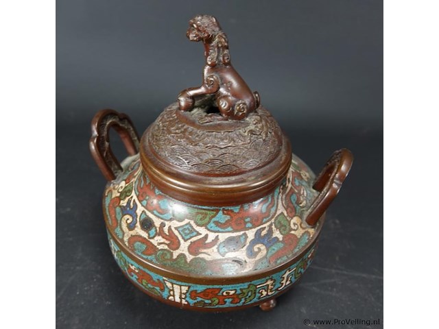 Chinese cloisonné wierookbrander, vermoedelijk uit de ming- of qing-dynastie. - afbeelding 2 van  5