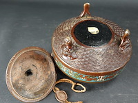 Chinese cloisonné wierookbrander, vermoedelijk uit de ming- of qing-dynastie. - afbeelding 5 van  5