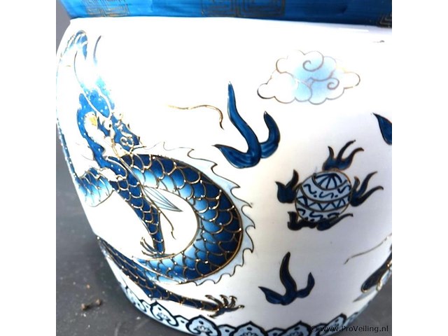 Chinese porseleinen vissenkom of jardinière met drakendecor - afbeelding 6 van  7