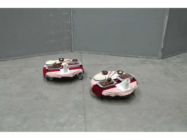 Chinese rijsttafel schuiven - afbeelding 4 van  8