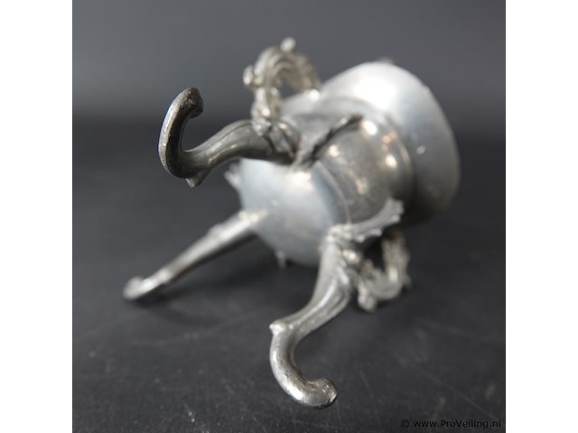 Chinese tinnen handwerk "jue" uit de quing dynastie, 2e helft 19e eeuw, makersmark op de achterkant - afbeelding 5 van  5