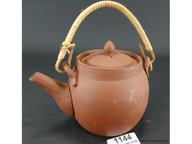 Chinese yixing theepot - afbeelding 1 van  5