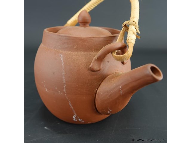 Chinese yixing theepot - afbeelding 4 van  5