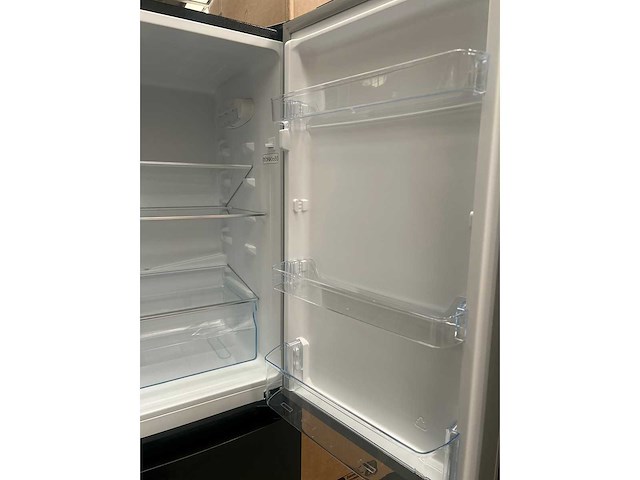 Chiq - cbm157lc - koel-vriescombinatie 157 liter - afbeelding 4 van  6
