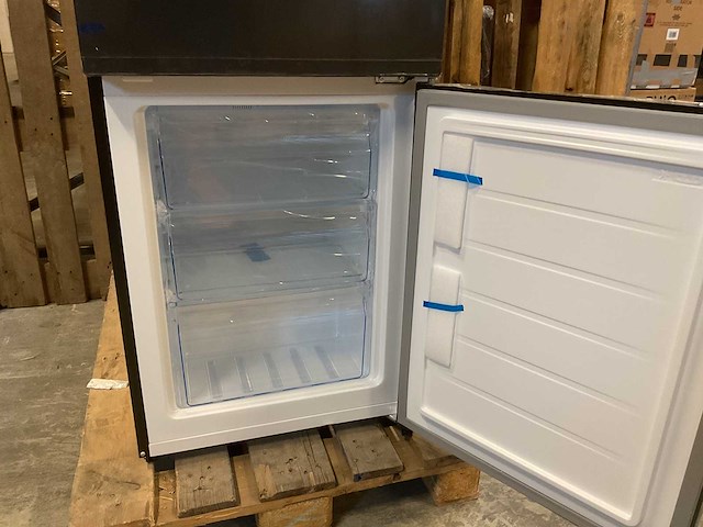 Chiq - cbm157lc - koel-vriescombinatie 157 liter - afbeelding 3 van  4