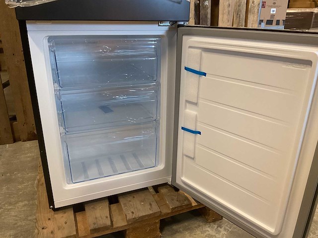 Chiq - cbm157lc - koel-vriescombinatie 157 liter - afbeelding 3 van  4