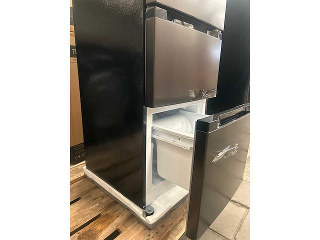 Chiq - cid282neibe - koel-vriescombinatie 282 liter - afbeelding 6 van  14