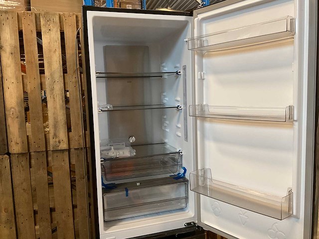 Chiq - cid282neibe - koel-vriescombinatie 282 liter - afbeelding 3 van  6