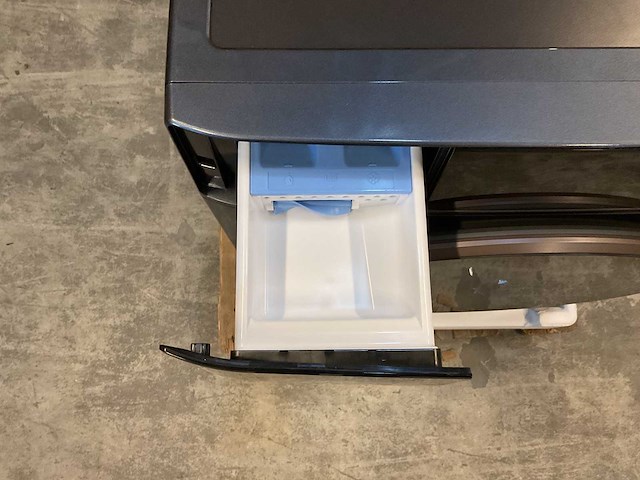 Chiq - cw106581ax - wasmachine 10 kg a-10% led touchscreen - afbeelding 3 van  5