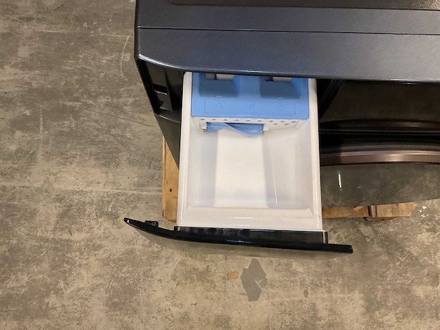 Chiq - cw106581ax - wasmachine 10 kg a-10% led touchscreen - afbeelding 4 van  5