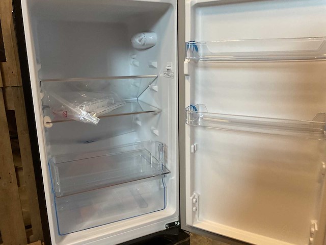 Chiq - fbm157l42 - koel-vriescombinatie 157 liter - afbeelding 2 van  4