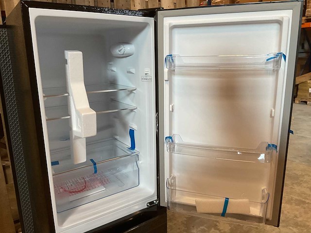 Chiq - fbm157l42 - koel-vriescombinatie 157 liter - afbeelding 2 van  6