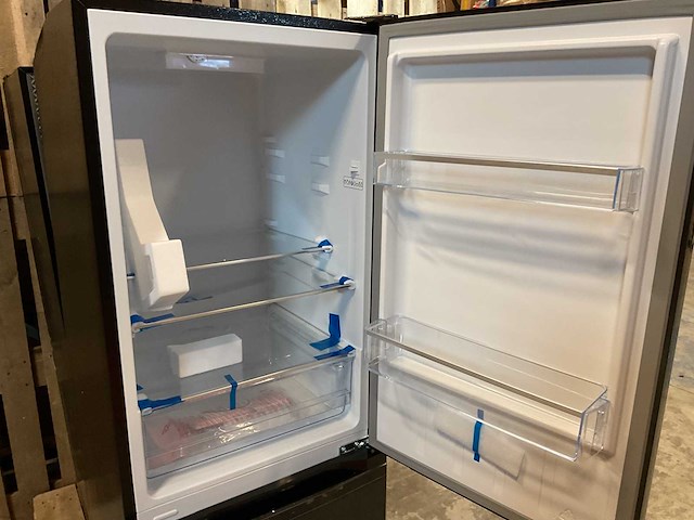 Chiq - fbm157l42 - koel-vriescombinatie 157 liter - afbeelding 2 van  4