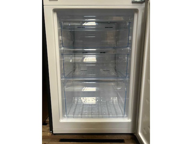 Chiq - fbm228ne4de - koel-vriescombinatie 231 liter - afbeelding 10 van  10