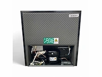Chiq csd31d4e mini vriezer barmodelr 31 liter 39 db- zwart - afbeelding 4 van  5