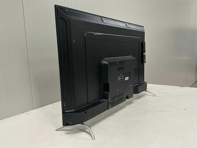 Chiq u50h7a televisie - afbeelding 4 van  6