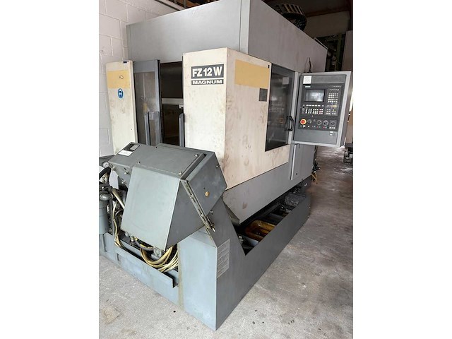 Chiron - fz12w magnum - cnc vertical machining centre - afbeelding 2 van  2