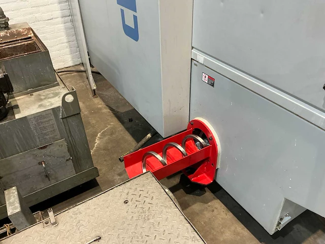 Chiron mill - 2005 - 2000 high-speed, 220-80 - universele freesmachine - afbeelding 11 van  21