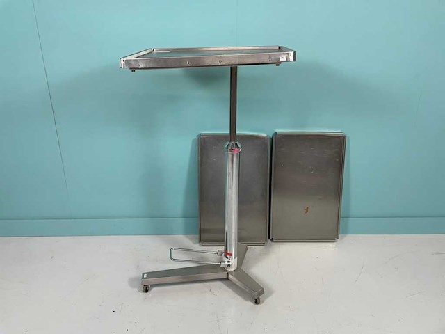 Chirurgische instrumententafel - afbeelding 1 van  4
