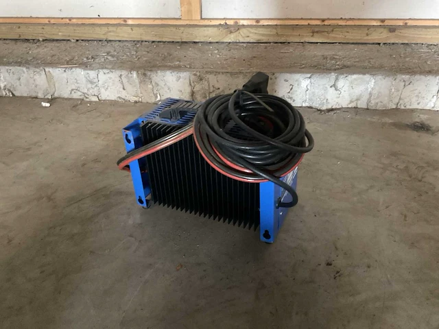Chloride motive power acculader - afbeelding 2 van  5