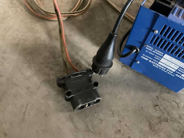 Chloride motive power acculader - afbeelding 2 van  4