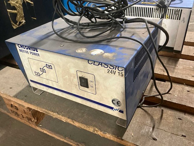 Chloride motive power classic acculader - afbeelding 2 van  4