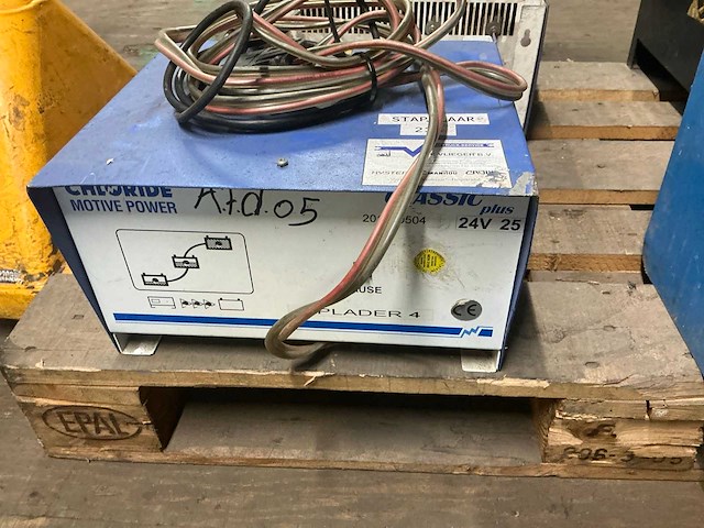 Chloride motive power classic acculader - afbeelding 1 van  4
