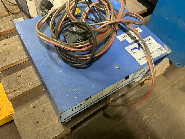 Chloride motive power classic acculader - afbeelding 4 van  4