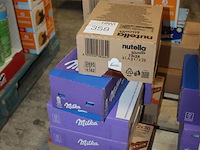 Chocolade koeken en repen w.o. milka oreo, milka daim, nutella biscuits en bueno. ca. 125 koeken / repen. t... - afbeelding 2 van  2