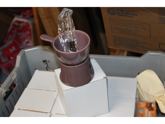 Chocolade set in wit doosje ruim 9 stuks - afbeelding 2 van  3