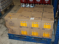 Chocomel. 24 dozen met 12 literpakken. totaal 288 pakken. tht 11-25.