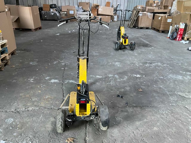 Chopper swingtrike elektrisch - afbeelding 7 van  12