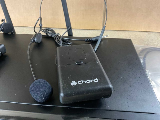 Chord ru2 draadloze uhf headset - afbeelding 1 van  1