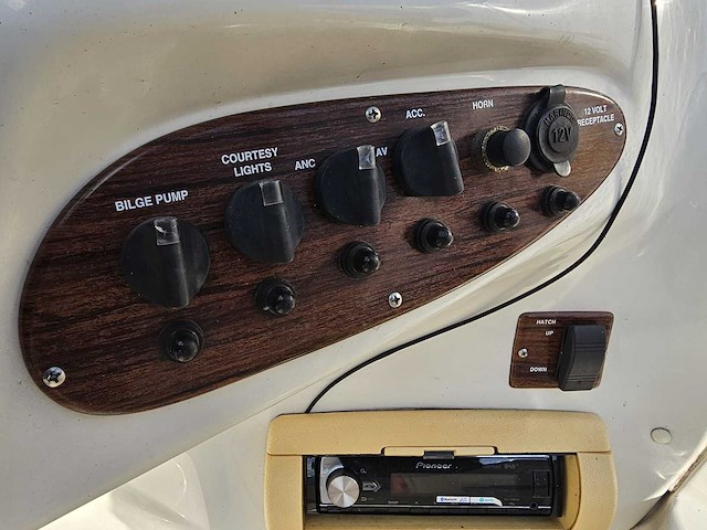 Chris craft - 200 bowrider incl. trailer - speedboot - afbeelding 7 van  23