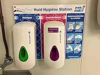 Christeyns huid hygiëne station (5x) - afbeelding 1 van  5