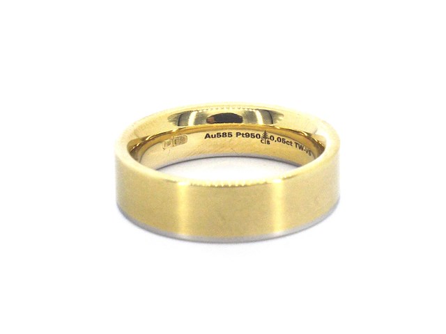 Christian bauer - bi-colour trouwring van goud en platina met een prinses geslepen diamant - afbeelding 4 van  8