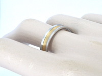 Christian bauer - bi-colour trouwring van goud en platina - afbeelding 2 van  8