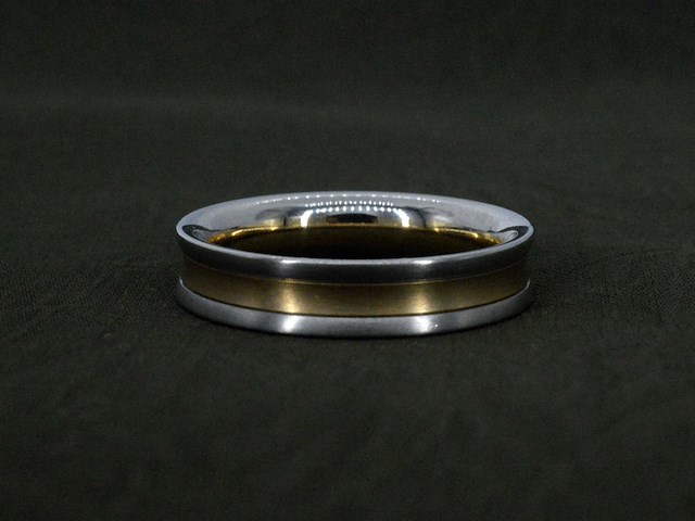 Christian bauer - bi-colour trouwring van goud en platina - afbeelding 5 van  8