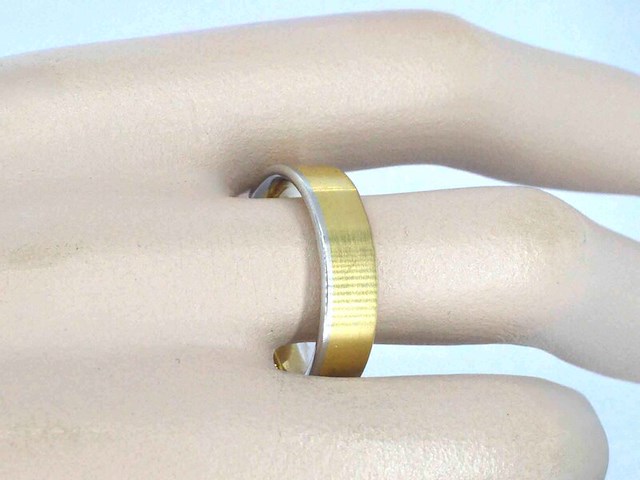 Christian bauer - bi-colour trouwring van goud en platina - afbeelding 2 van  8