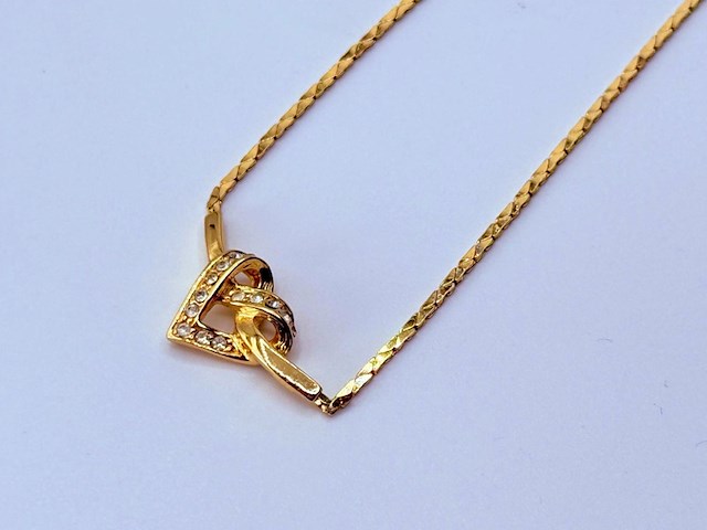 Christian dior goldplated 'heart' pendant collier met steentjes - afbeelding 1 van  5