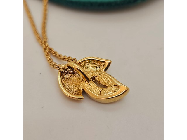 Christian dior goldplated leaf pendant collier met kristallen - afbeelding 4 van  6