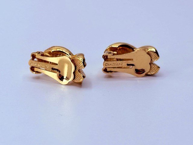 Christian dior goldplated oorbellen met steentjes - afbeelding 4 van  7