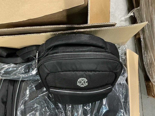 Christian lacroix rugtassen (61x) - afbeelding 3 van  5