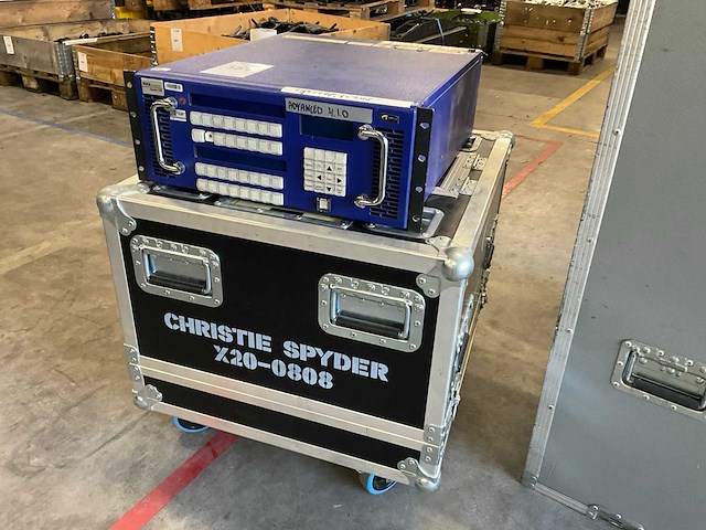Christie spyder x20-0808 8×8 video-processor switch - afbeelding 2 van  7