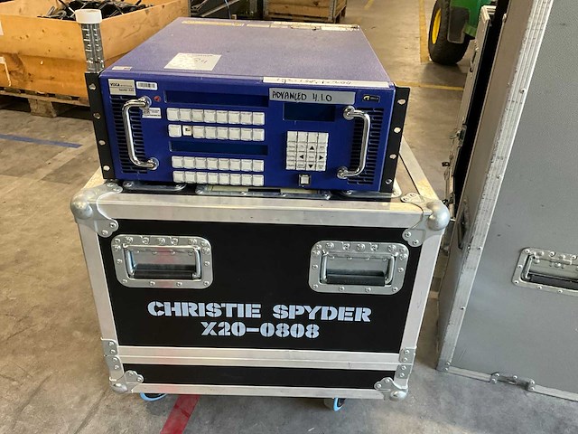 Christie spyder x20-0808 8×8 video-processor switch - afbeelding 3 van  7