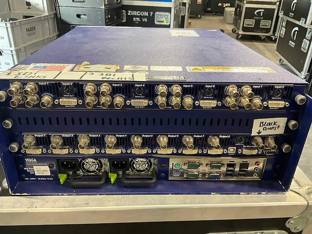Christie spyder x20-0808 8×8 video-processor switch - afbeelding 6 van  7